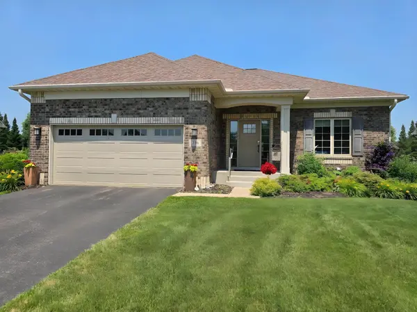 316 Wedgewood CIR, Hudson, WI 54016
