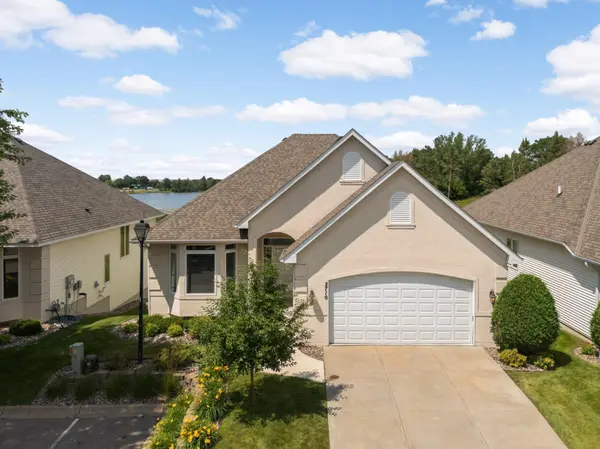2710 Wilds LN NW, Prior Lake, MN 55372
