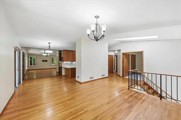 5553 Bimini DR, Minnetonka, MN 55343
