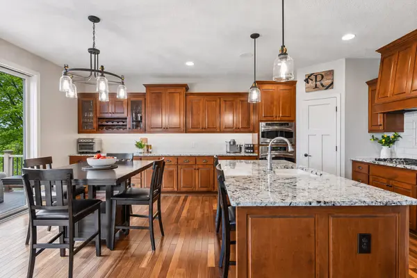 16527 75th AVE N, Maple Grove, MN 55311