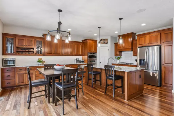 16527 75th AVE N, Maple Grove, MN 55311