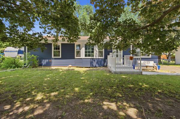 8126 Northern DR, Crystal, MN 55427