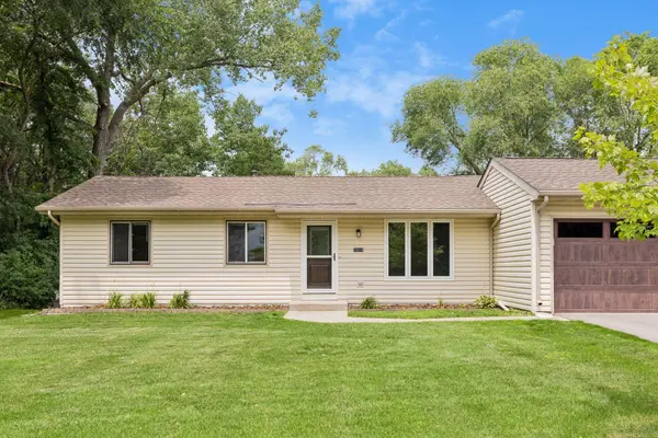 12216 Pioneer RD, Minnetonka, MN 55343