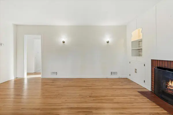 71 Wyoming ST E, Saint Paul, MN 55107