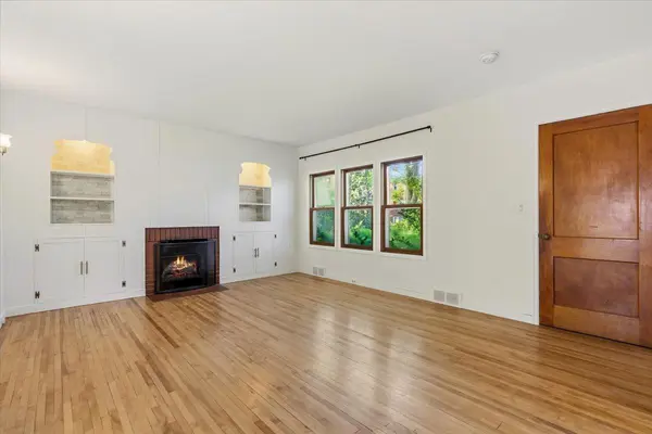 71 Wyoming ST E, Saint Paul, MN 55107