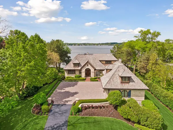 2700 Stone Arch RD, Woodland, MN 55391