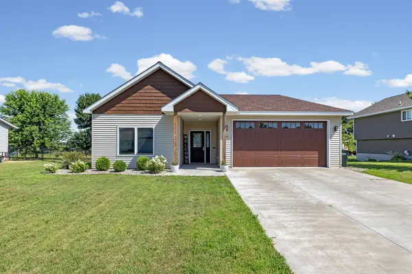 217 Century LN, Silver Lake, MN 55381