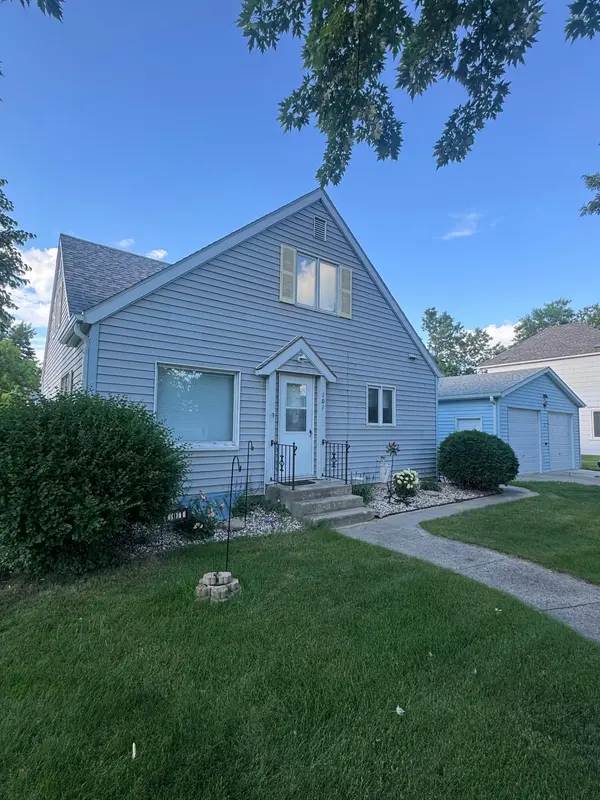 101 6th ST E, Finley, ND 58230