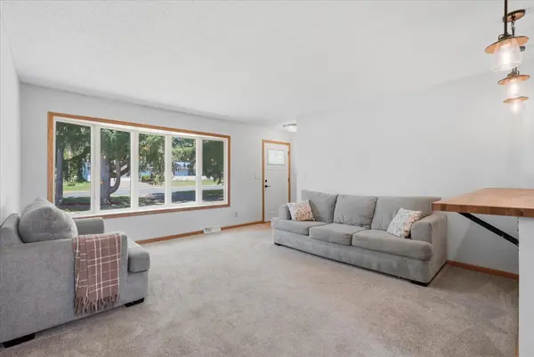 204 W Pine ST, Roberts, WI 54023