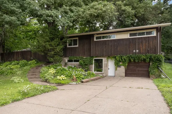 89 Flandrau PL, Saint Paul, MN 55106