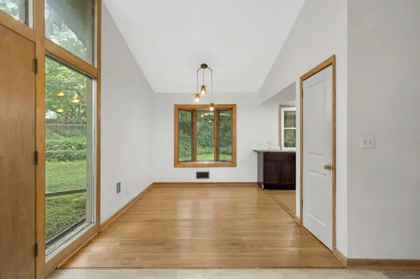 89 Flandrau PL, Saint Paul, MN 55106