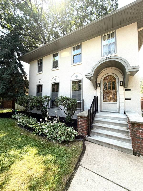 1866 Jefferson AVE, Saint Paul, MN 55105