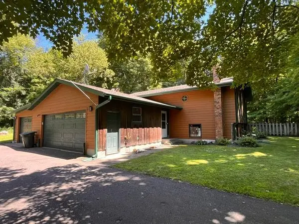 230 N Madison ST, Saint Croix Falls, WI 54024