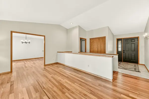 4510 Lincoln LN NW, Rochester, MN 55901