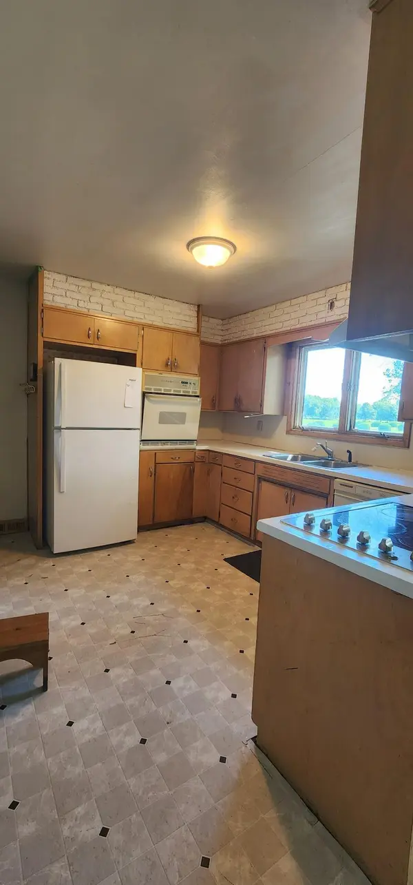 601 N Bruce ST, Marshall, MN 56258