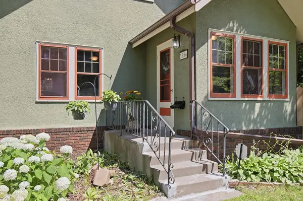 3856 Welcome AVE N, Robbinsdale, MN 55422