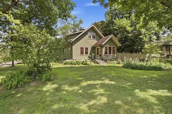 3856 Welcome AVE N, Robbinsdale, MN 55422
