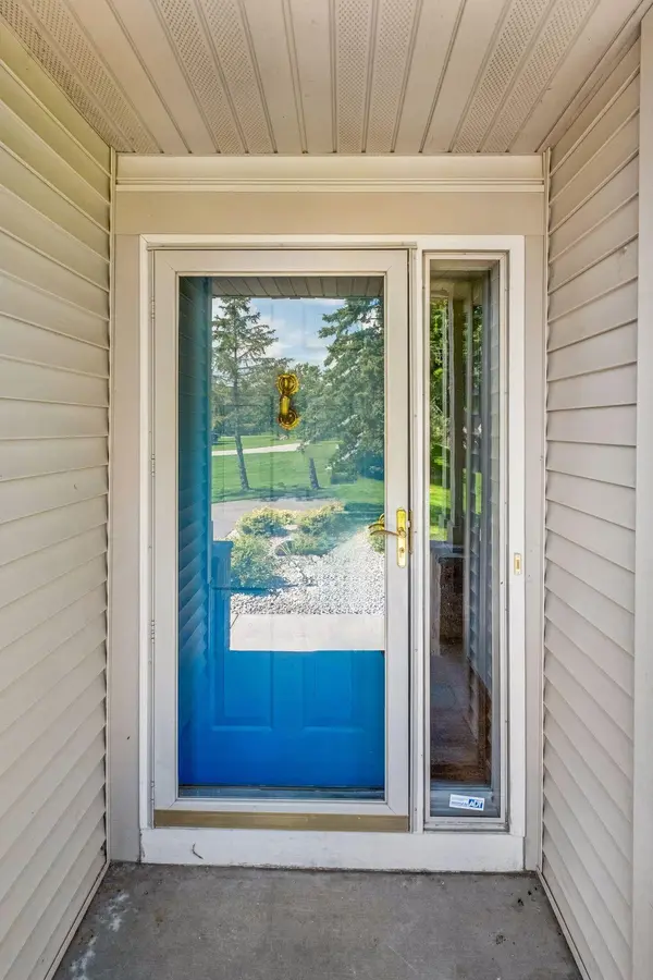 4020 Kindred WAY, Lake Elmo, MN 55042