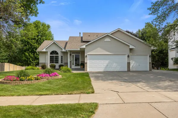 22002 Elm Pkwy, Rogers, MN 55374