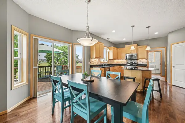 1876 Foothill TRL, Shakopee, MN 55379
