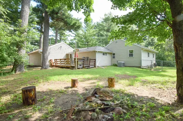 233 Hawthorne RD, Wyoming, MN 55092