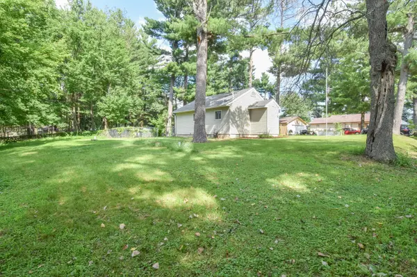 233 Hawthorne RD, Wyoming, MN 55092