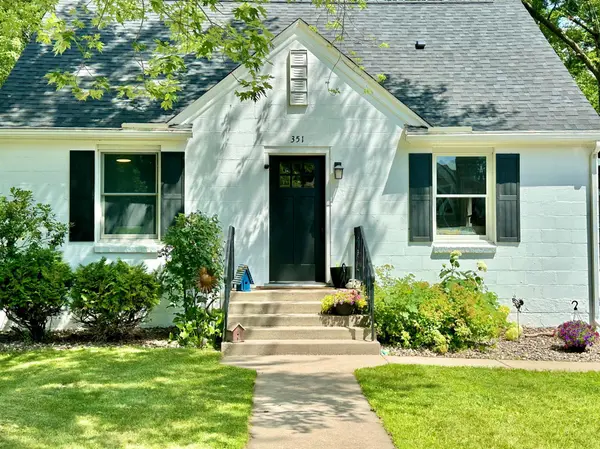 351 E Hughes ST, New Richmond, WI 54017