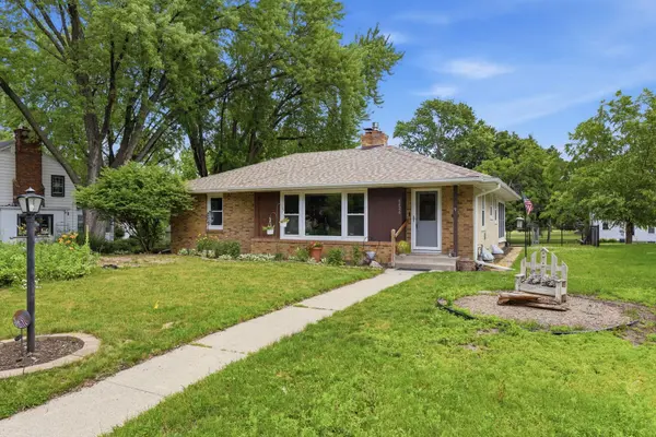 3426 Zenith AVE N, Robbinsdale, MN 55422