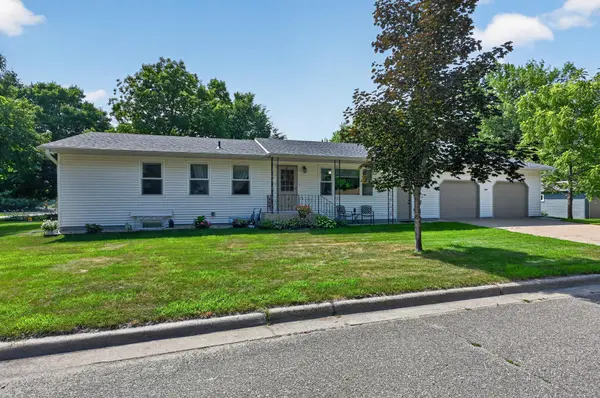 1424 Ash ST, Alexandria, MN 56308