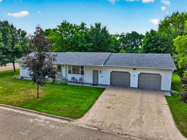 1424 Ash ST, Alexandria, MN 56308