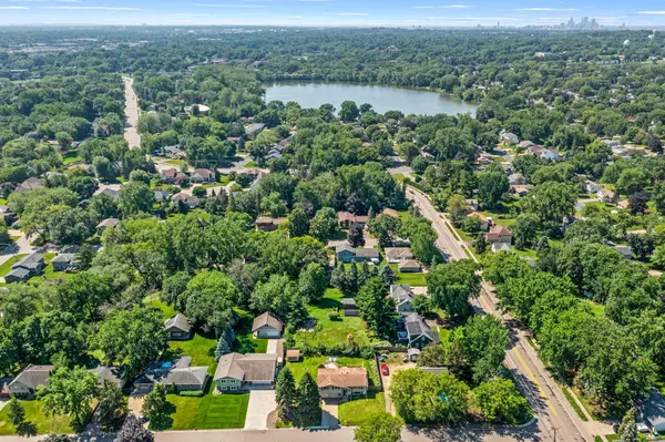 1561 15th TER NW, New Brighton, MN 55112