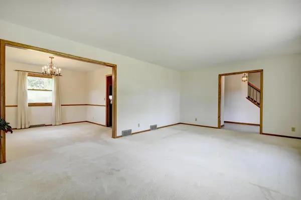 8930 23rd AVE N, Golden Valley, MN 55427