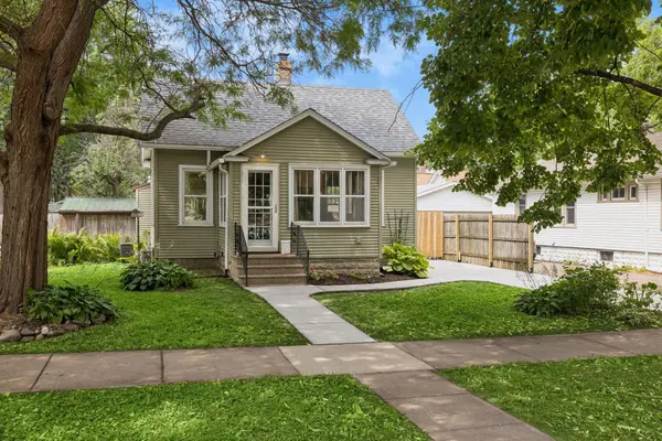 299 Sidney ST W, Saint Paul, MN 55107