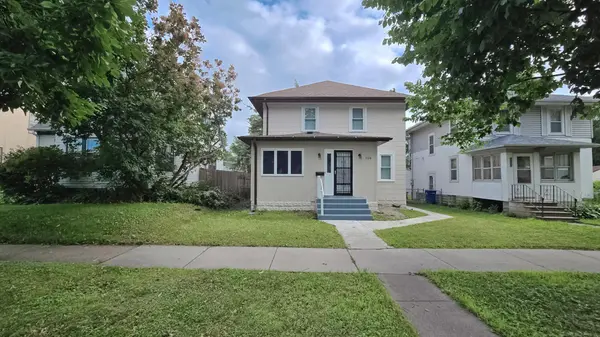 1124 Jessamine AVE E, Saint Paul, MN 55106