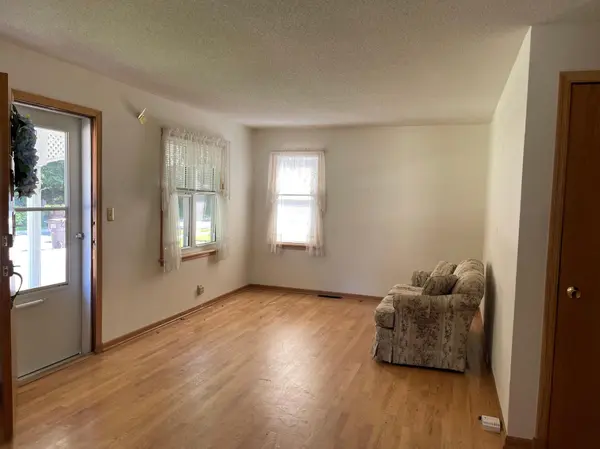 415 10th AVE SW, Austin, MN 55912