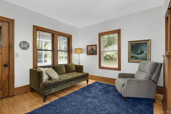 725 Charlton ST, Saint Paul, MN 55107