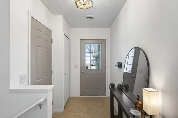 4905 Bluff Heights TRL SE, Prior Lake, MN 55372