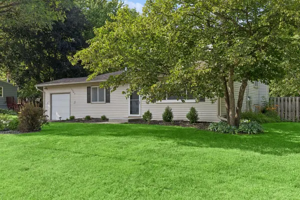 13404 Arthur ST W, Minnetonka, MN 55305