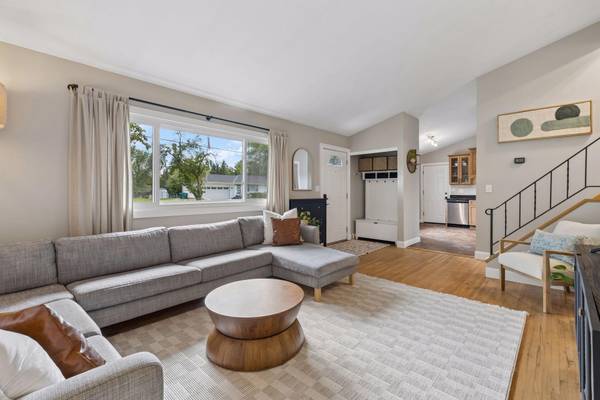 13404 Arthur ST W, Minnetonka, MN 55305