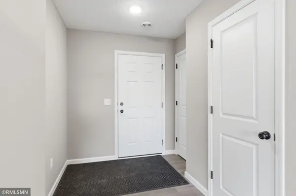 22377 Denmark CT, Farmington, MN 55024