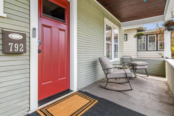 792 Smith AVE S, Saint Paul, MN 55107