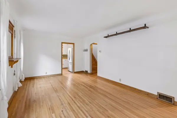 1605 Merrill ST, Saint Paul, MN 55108