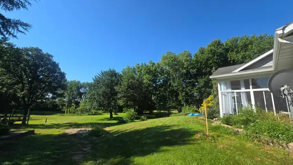 26722 825th AVE, Hollandale, MN 56045