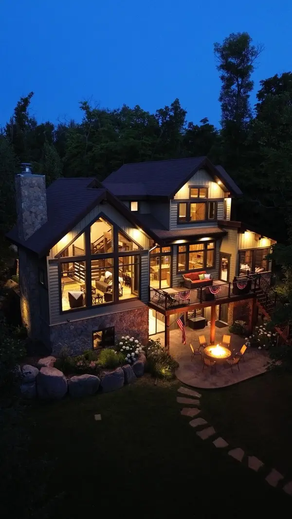 32896 Carlson DR, Rochert, MN 56578