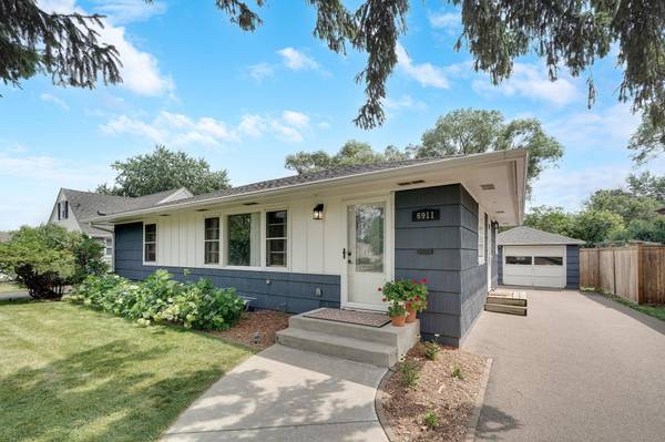 6911 W 24th ST, Saint Louis Park, MN 55426