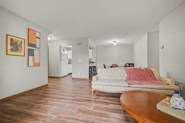 2079 Parkside DR, Saint Paul, MN 55119