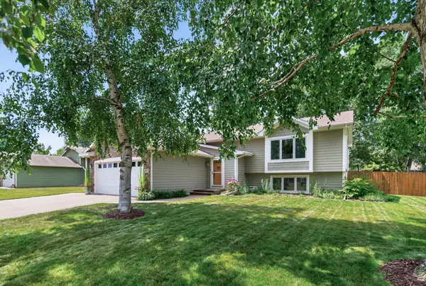1415 Sycamore LN N, Plymouth, MN 55441