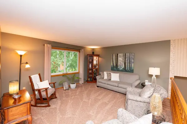 9094 Jensen AVE S, Cottage Grove, MN 55016
