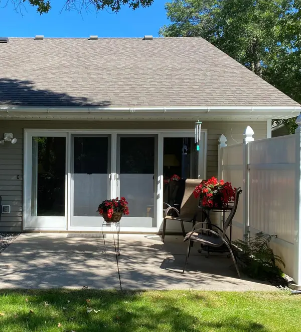 215 Buffalo Hills LN W, Brainerd, MN 56401