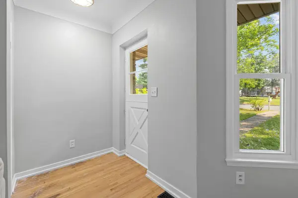 68 6th ST NW, Forest Lake, MN 55025